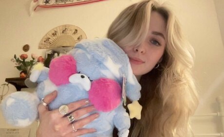 Meg Mills art actress picture