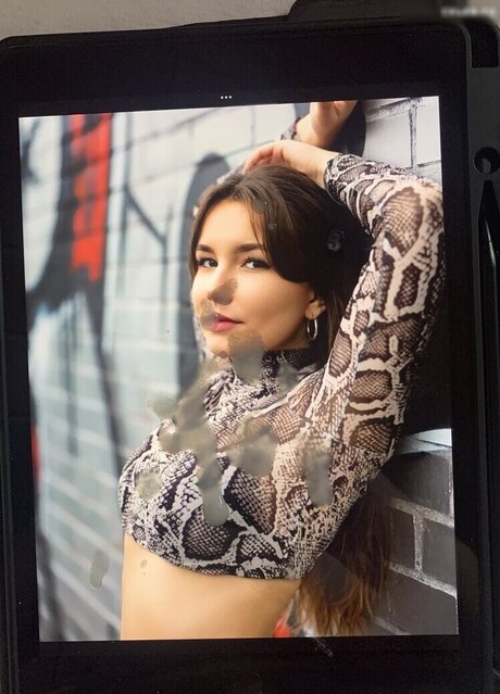 Cum Tributes model adult picture