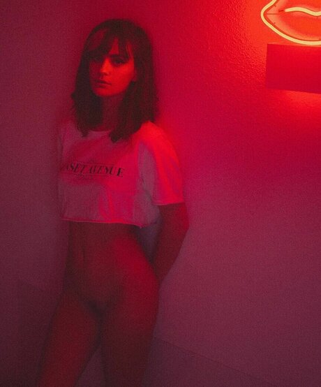 Emeline Faure model best image