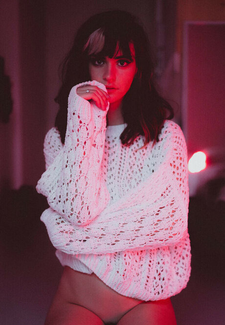 Emeline Faure xxx star gallery