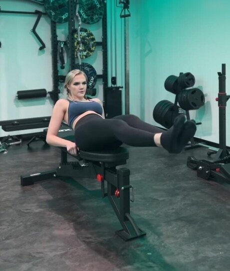 Colaway erotic model photo