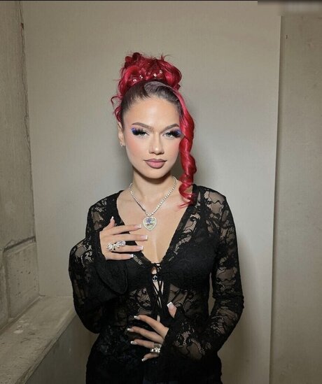 big tits blonde onlyfans xxx photos