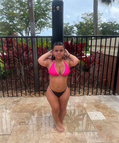 Meg Banks model hd images