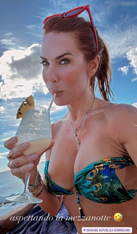 teen onlyfans erotic gallery