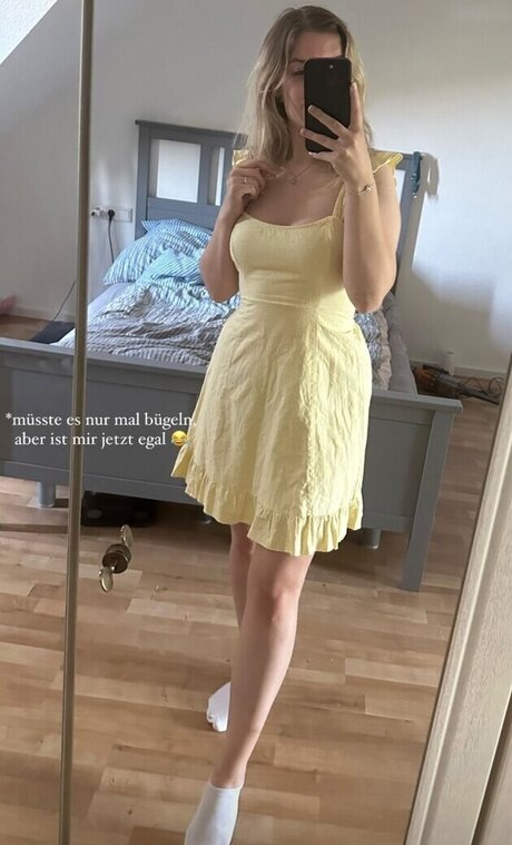 naughty onlyfans pretty img