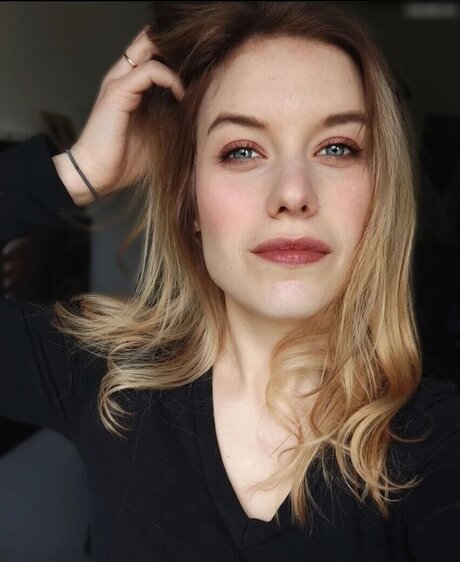 FormulaLena Profile Photo