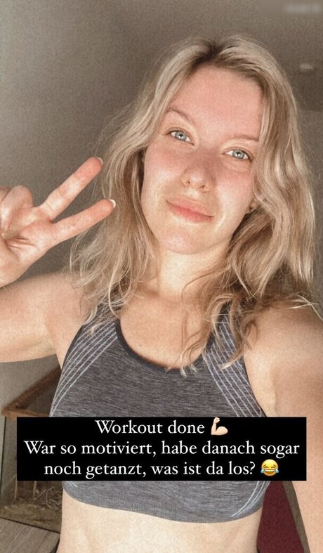 FormulaLena pornstar pictures