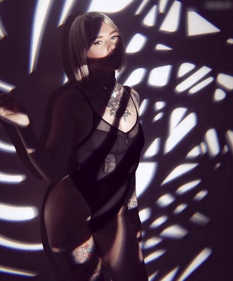 Typischblonnd model sexy pics