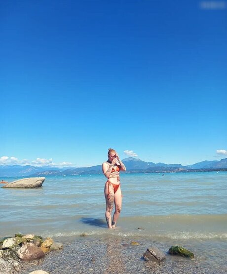 Typischblonnd xxx pornstar pic