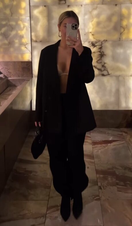 sexy teen onlyfans beautiful nude picture