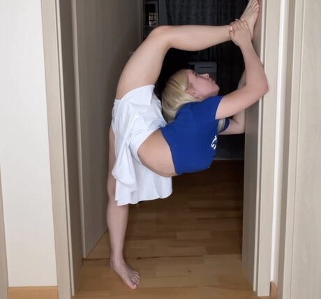 blowjob brunette onlyfans hot sex pictures