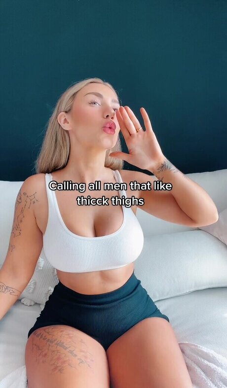 beautiful onlyfans hot sexy photo