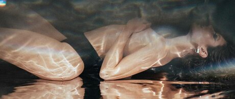 Isabella Londono adult model photos