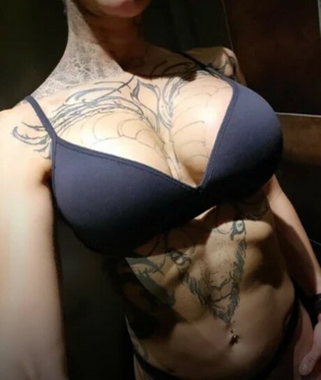 Swe Mela model nice gallery