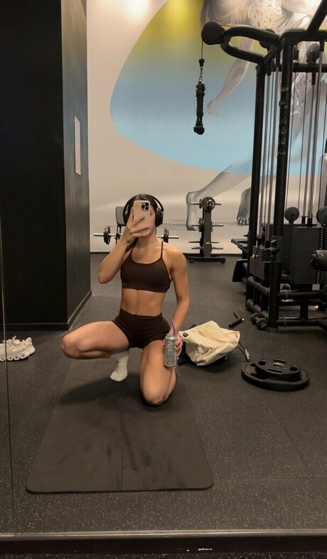 trans free onlyfans hot sexy pic