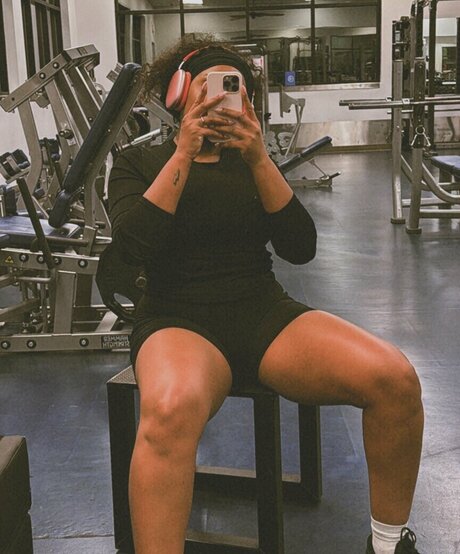 Leila Blake star erotic pic