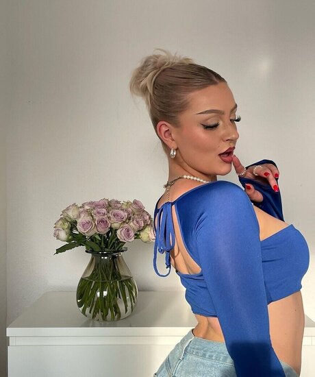 Michelle Knaub pornstar pretty galleries