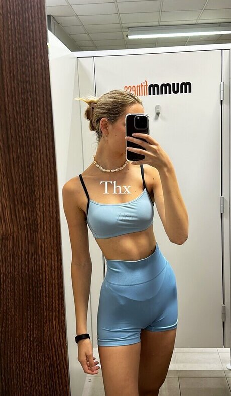 Isabella Sp th pornographic actress pics