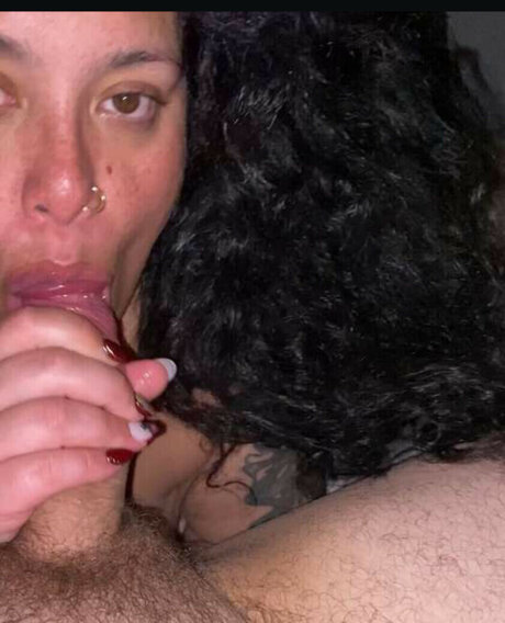 Island Badee hot pornstar pictures