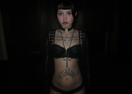 Wuvmia star sexy galleries