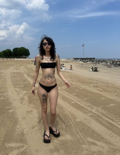 Wuvmia sexy star pictures