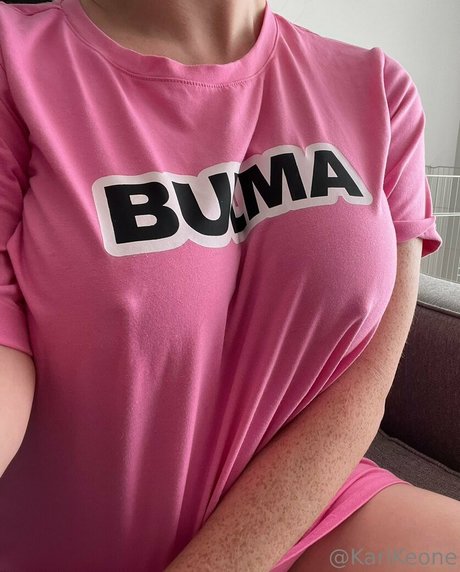 Kari Keone sexy star gallery