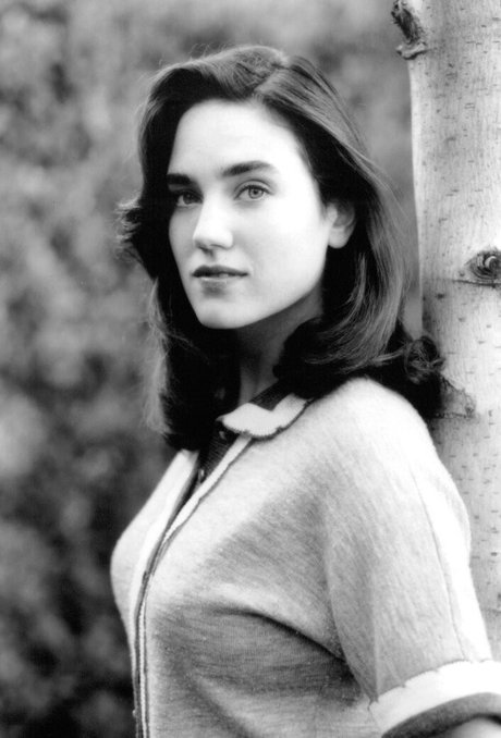 Jennifer Connelly model high quality images