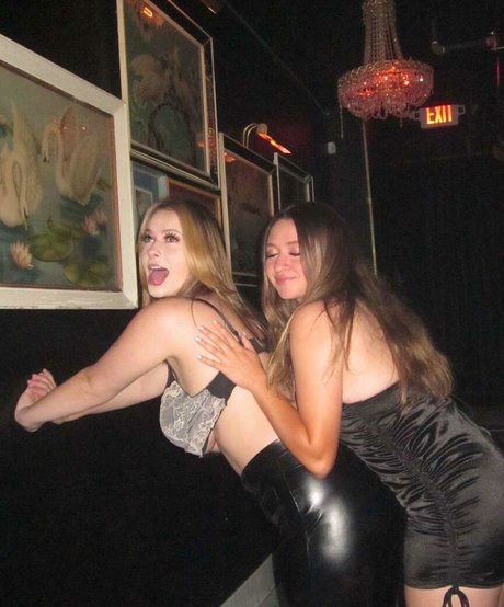 sex girls onlyfans sexy nudes pictures