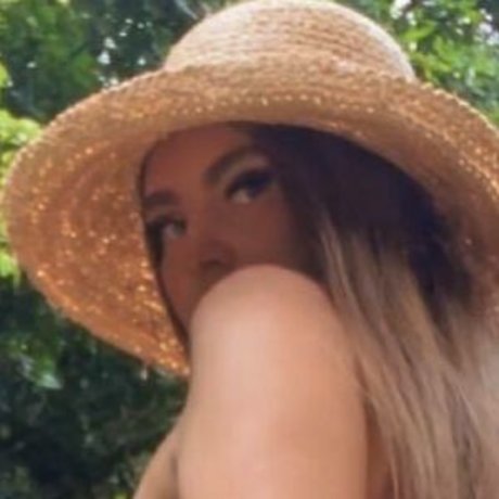 Katee Schornegg nude model image