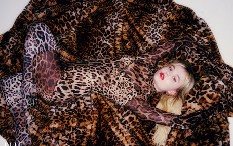 Emily Alyn Lind pornstar beautiful pics