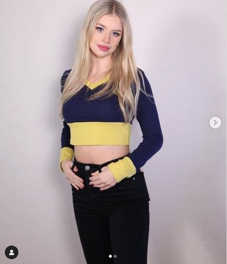 horny nurse onlyfans top photo