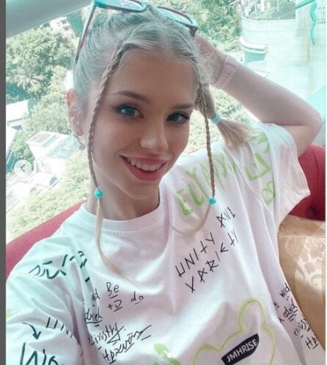 blonde babe onlyfans beautiful xxx images