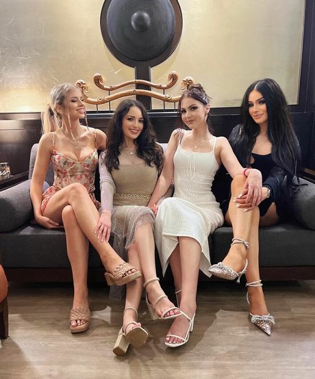 big tits mom onlyfans beautiful images