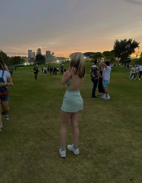 Allycxt art actress photo