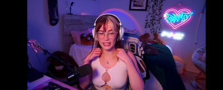 Allycxt art star gallery