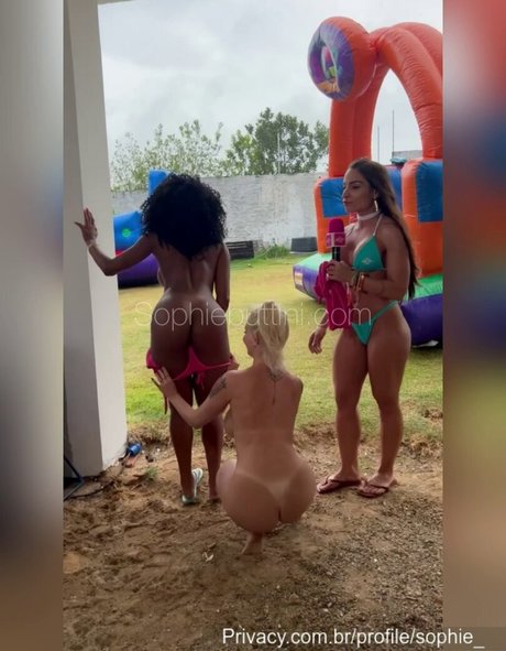 latex onlyfans xxx image