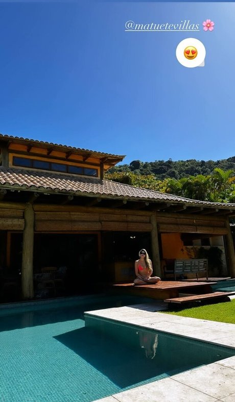 Dani Calabresa beautiful pornstar gallery