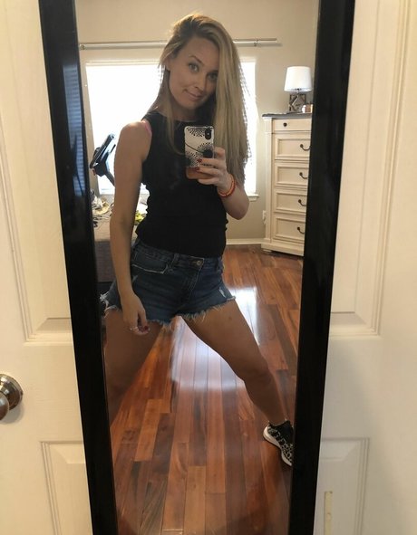 two onlyfans beautiful nude archive