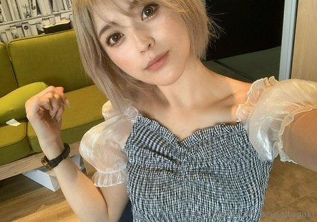 azusaitagaki art model gallery