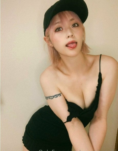 azusaitagaki nude actress img