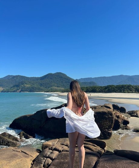 Jhulia Pimentel nude star photo