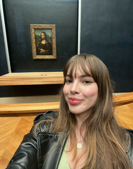 Jhulia Pimentel hot actress photos