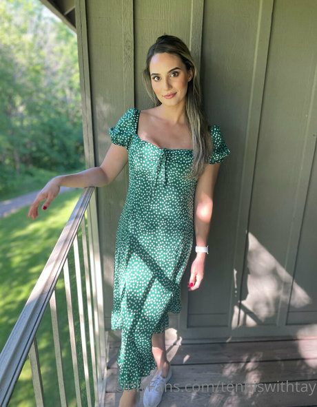 mirror selfie onlyfans art nude img