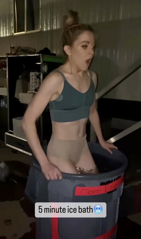 busty solo onlyfans art xxx gallery