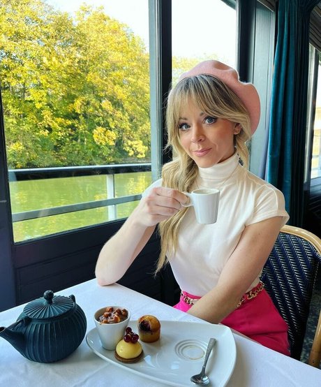 money onlyfans beautiful naked img