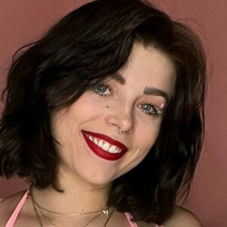 queen egirl277 pornstar adult images