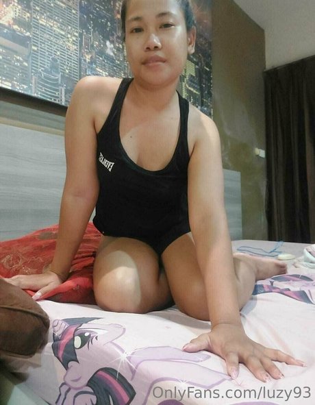 luzy93 sex model archive