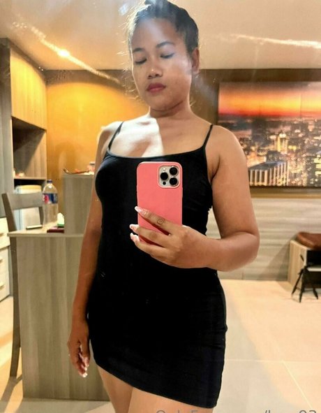 luzy93 sexy model img