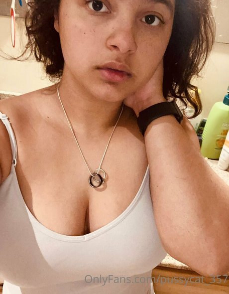 pussycat 357 pornographic model picture