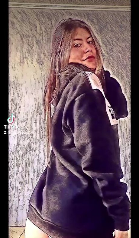 lauratavora nice actress img